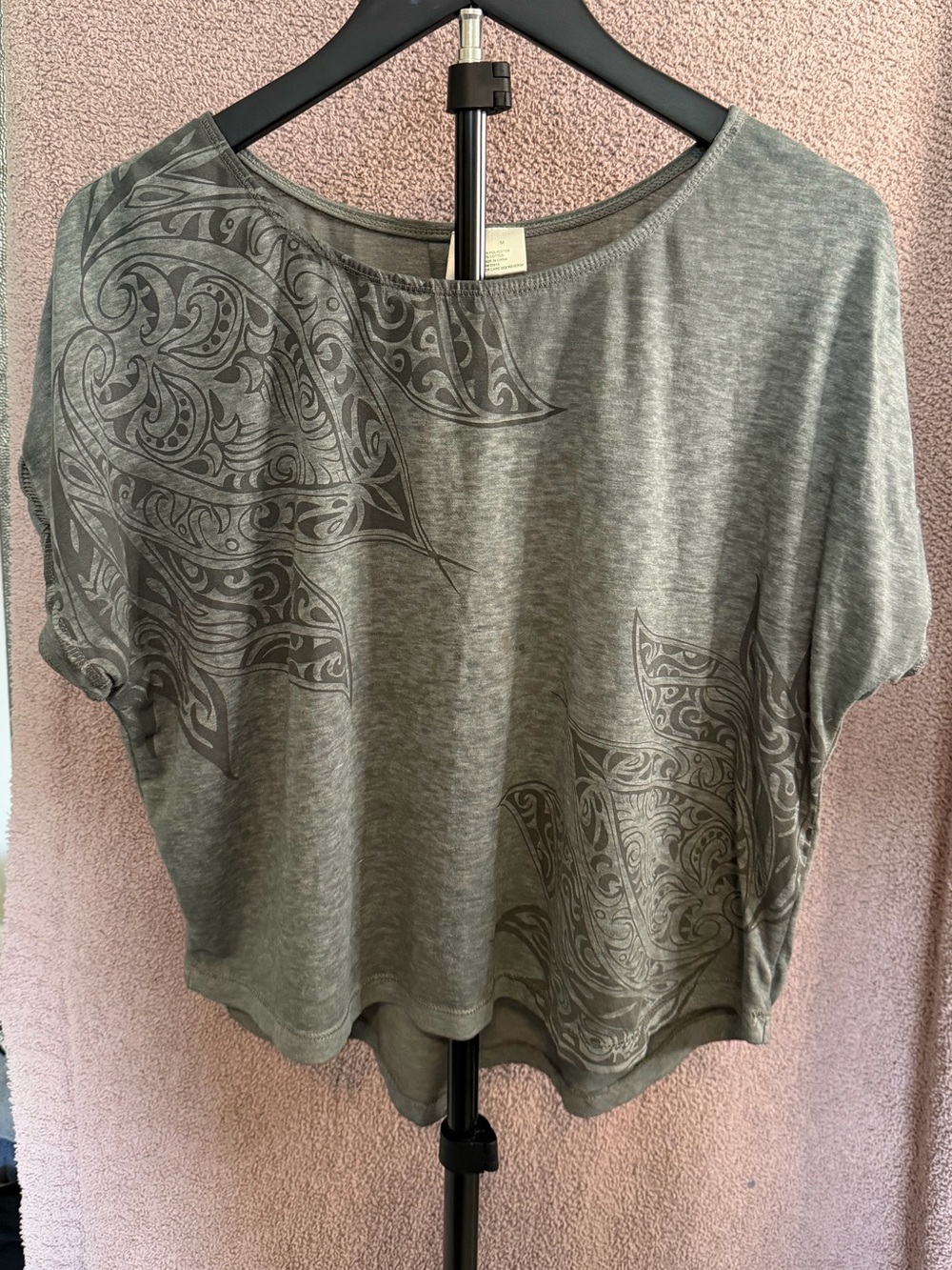 BriSas Women’s Gray Elephant Graphic Dolman Sleeve Boho Top Size M